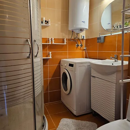 Apartment трехкомнатный с видом на море Aheloy