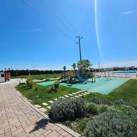 Apartment трехкомнатный с видом на море